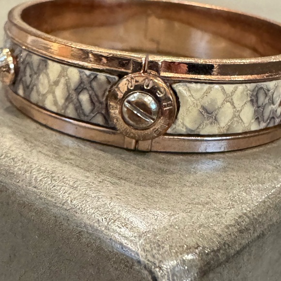 NWOT henri bendel snakeskin bangle - Picture 2 of 2